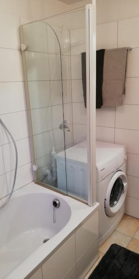 Ferienwohnung Sonnwald Düsseldorf Exteriör bild